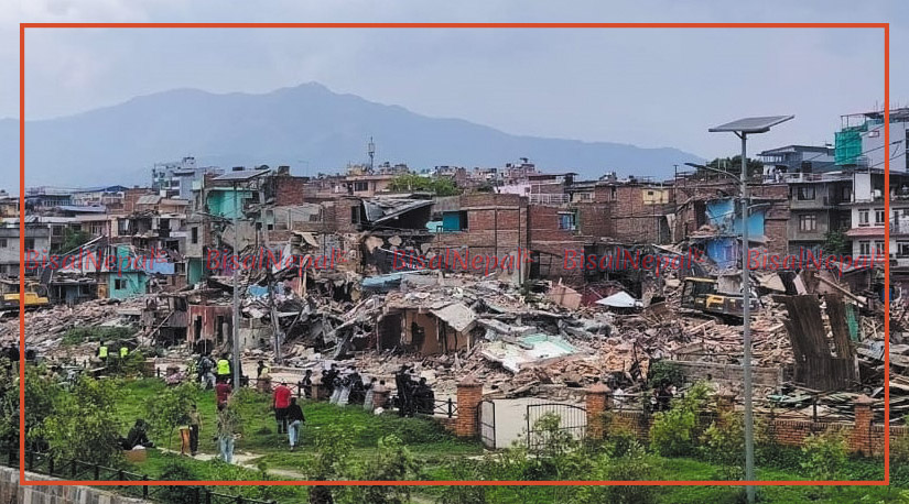 नदी किनारका बस्तीमा बालेन सरकारको डोजर निरन्तर